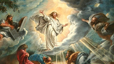 La transfiguration de Jésus en présence de Elie et Moïse, devant les apôtres Pierre, Jacques, et Jean